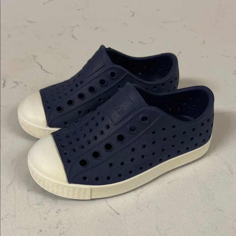 Native Jefferson Slip-on Sneakers Toddler/Little Kid Water Shoe Navy Blue Size 7